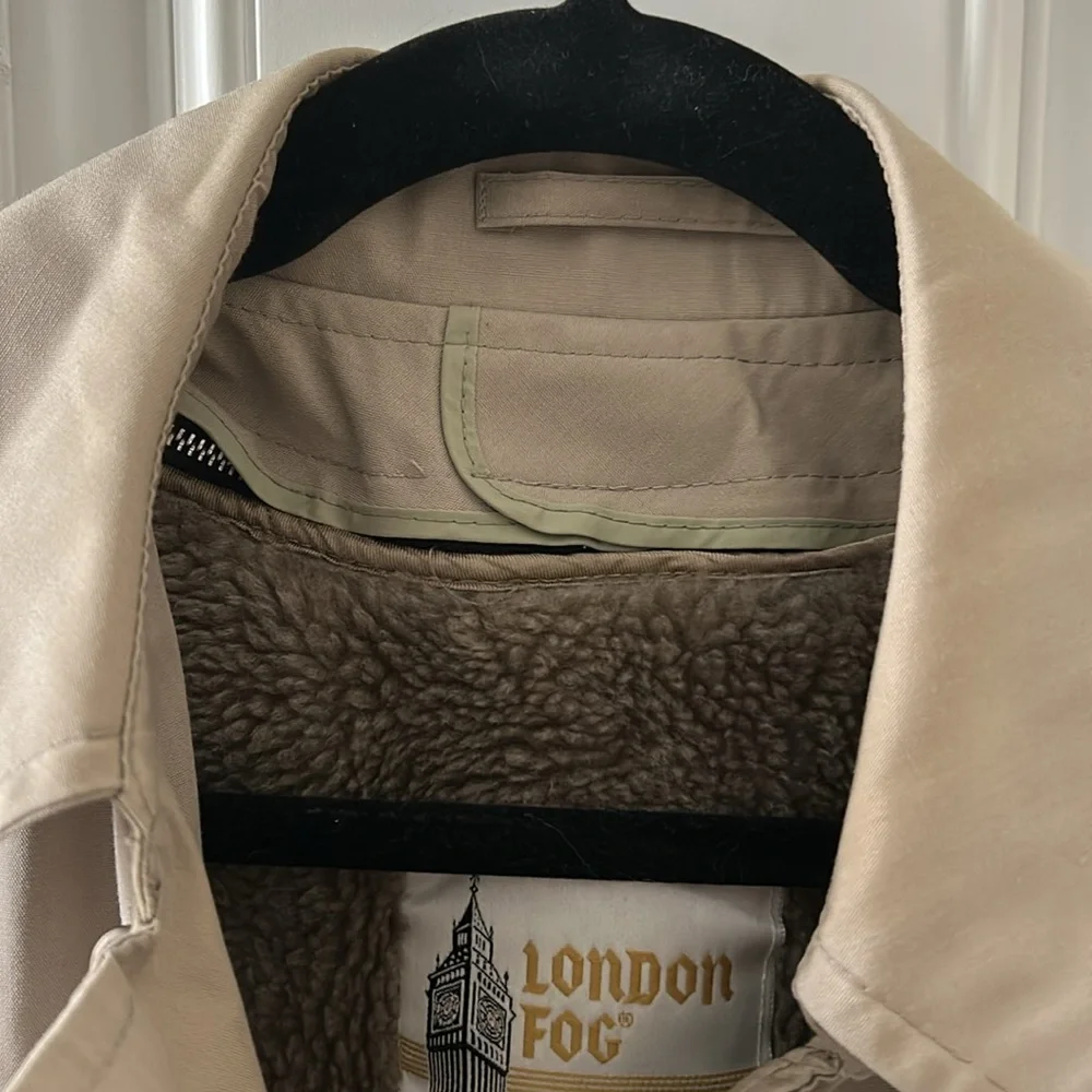 London Fog Trench Coat - Picture 8 of 12